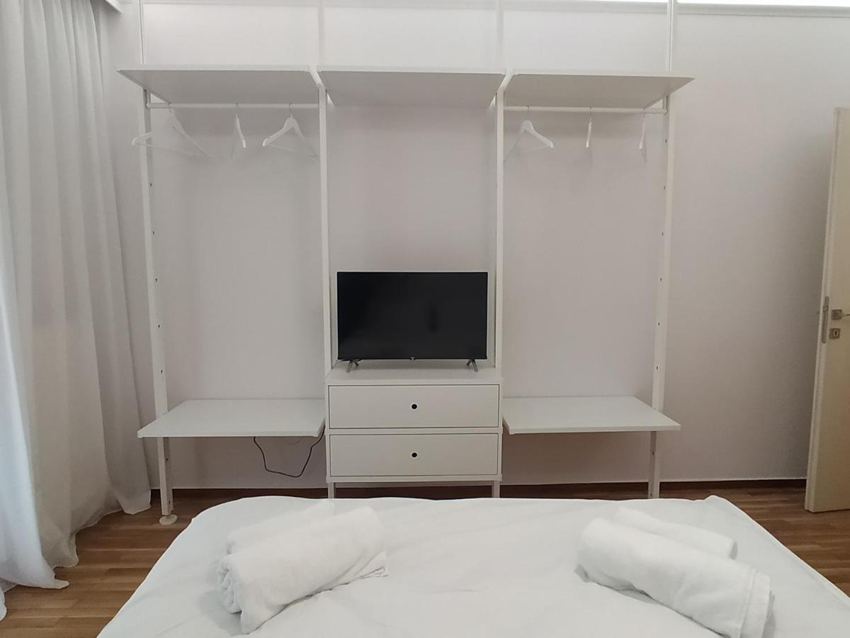 Athina Pantheon Mitropoleos Apartment Солун Екстериор снимка