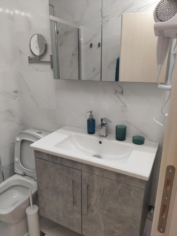 Athina Pantheon Mitropoleos Apartment Солун Екстериор снимка