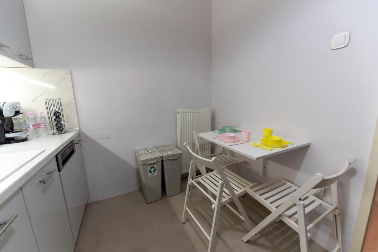 Athina Pantheon Mitropoleos Apartment Солун Екстериор снимка