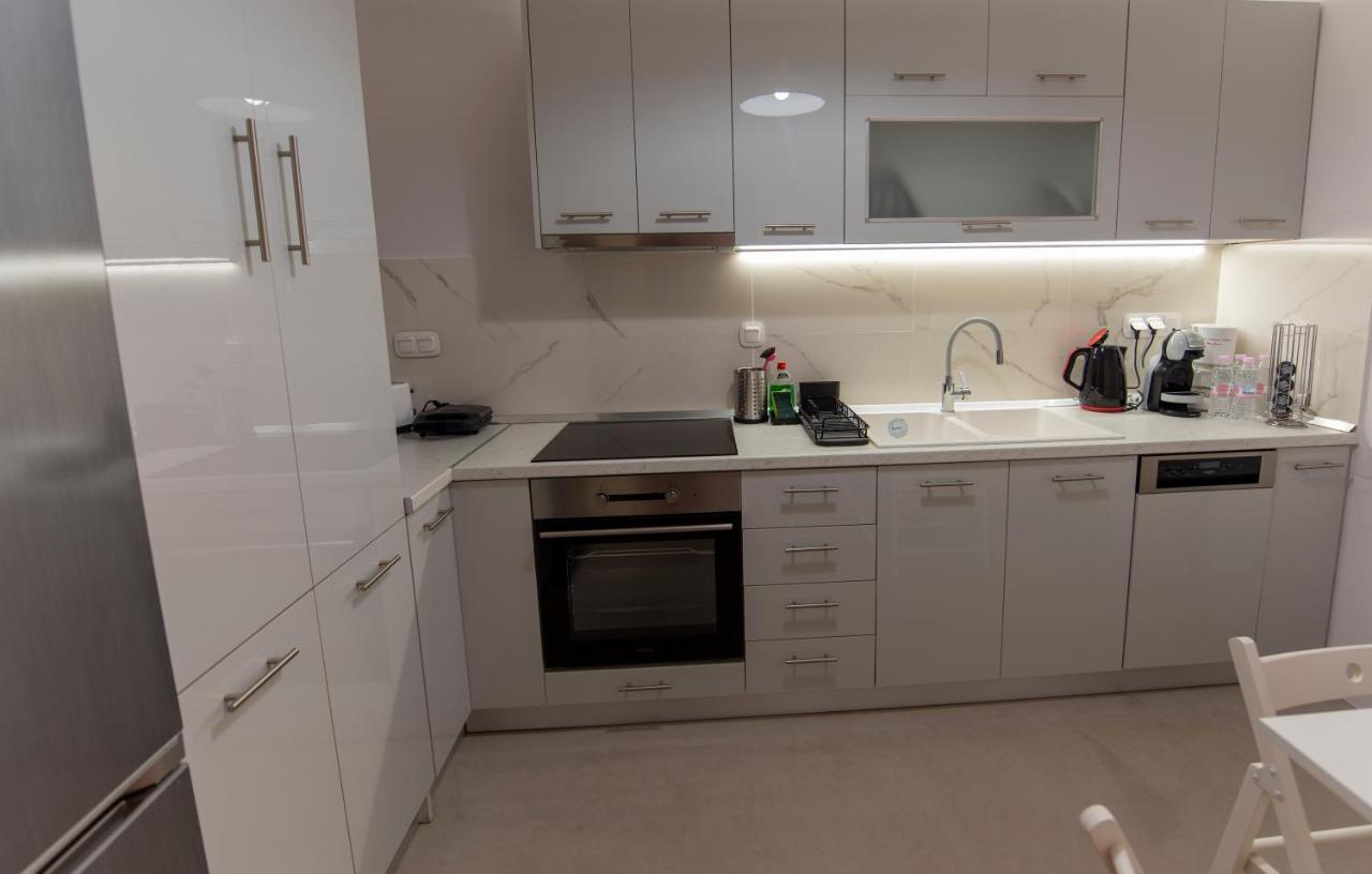Athina Pantheon Mitropoleos Apartment Солун Екстериор снимка